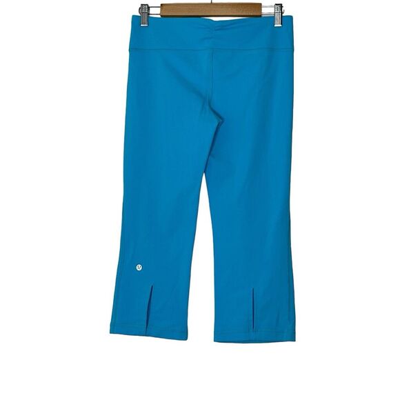 Lululemon Leggings Women's 8 Gather & Crow Crop Capri Beaming Blue Gym‎ Yoga - Picture 1 of 4